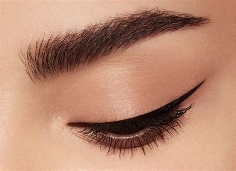 The Benefits of Using Hslf Magic Eyeliner